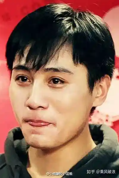 为什么刘烨总有种孩子气的可爱?