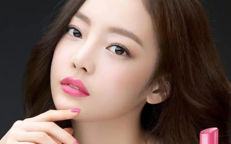 韩国美女具荷拉写真壁纸37