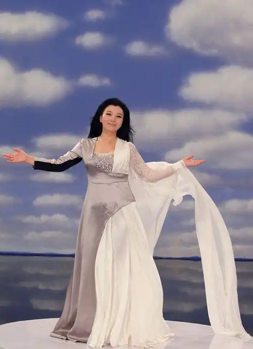 刘子琪打造我的中国节主旋律金曲憾人心