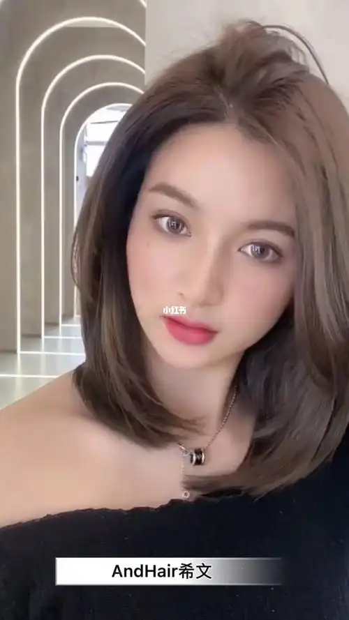 女生中长发发型参考|女生中长发发型参考 2021年最97的发型之一