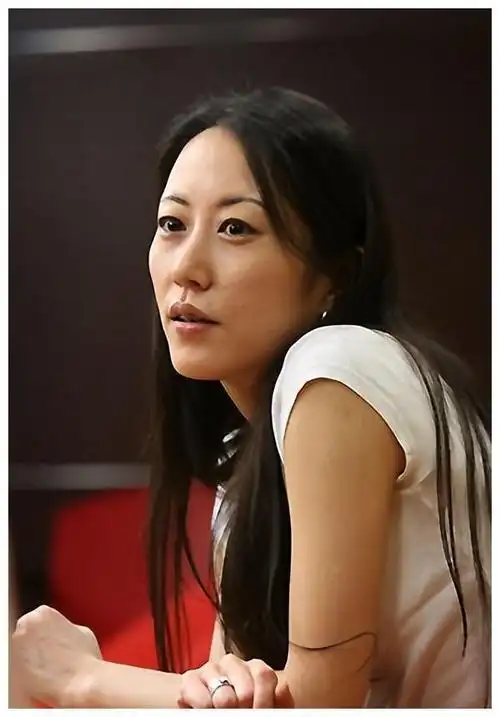 丈夫女(丈夫婚外生子犯法吗)