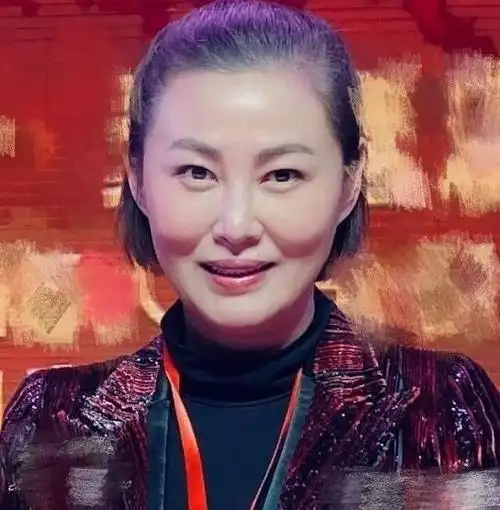 48岁潘金莲王思懿近照曝光苹果肌下垂脸部浮肿比同龄女星显老