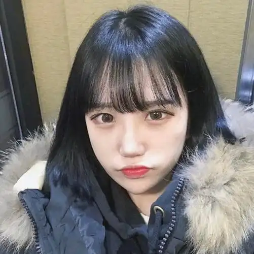 学生齐刘海发型图片