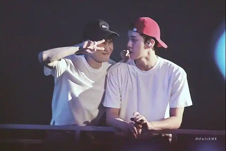 exo 金俊勉 吴世勋 勋勉