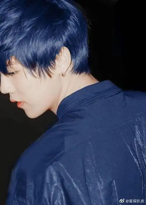 鹿晗蓝发#