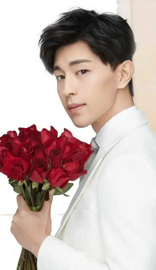 邓伦#帅气的白马王子