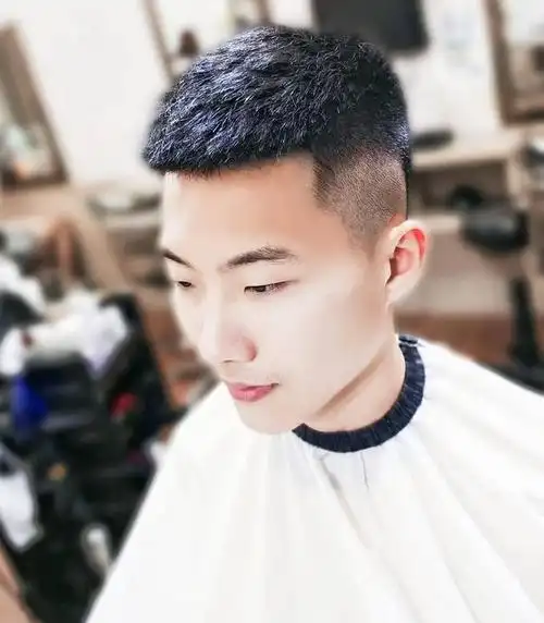 碎盖发型,微分碎盖头发型图片 - 麒麟点评