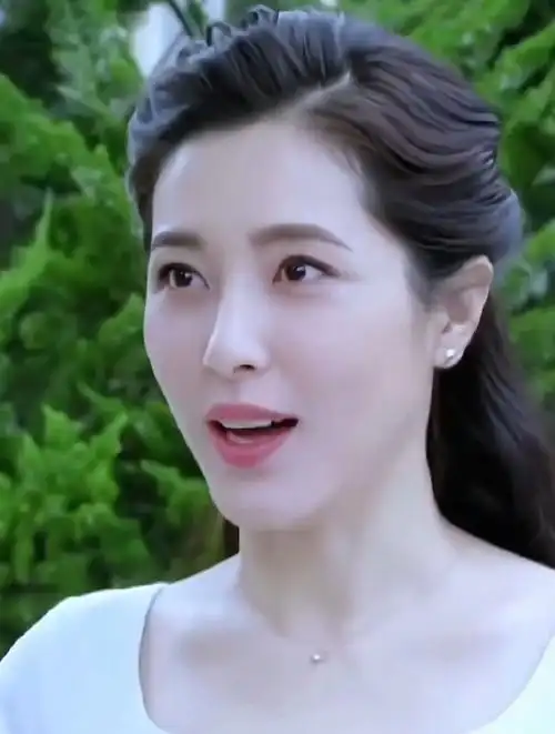 "公认美女"曾黎,两百年不遇的美女,曾黎年轻时到底有多好看