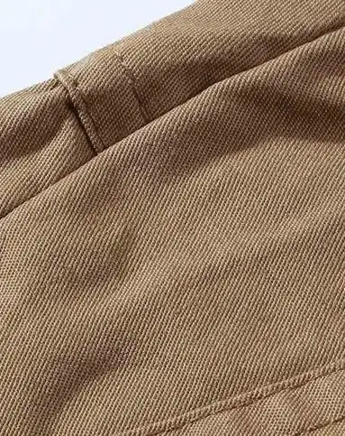 深卡其色休闲中裤