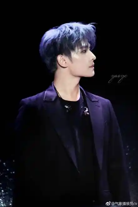 不止服他的颜,360无死角的杨洋也能扛住这种发色!