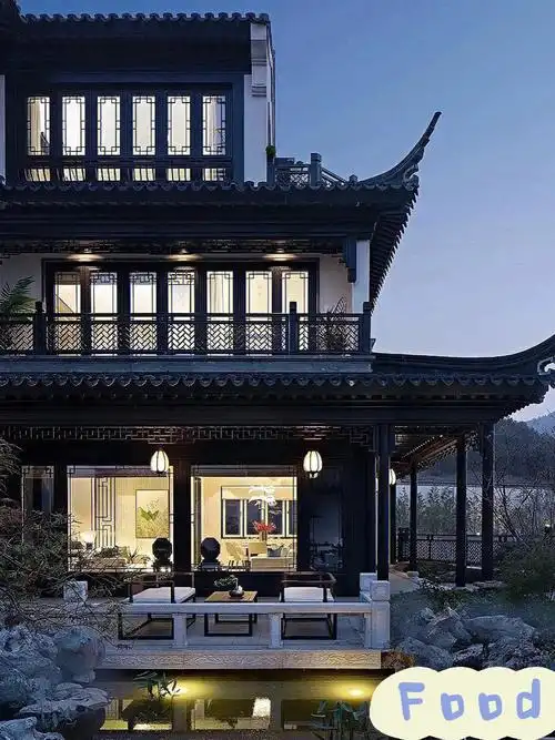 位于南京江北新区的中国风苏州园林式联排别墅,山清水秀,自带独立院子