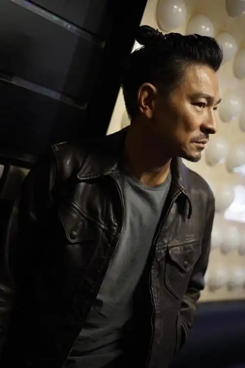 超级动作强片扫毒2天地对决两大金奖影帝刘德华与古天乐双雄对峙