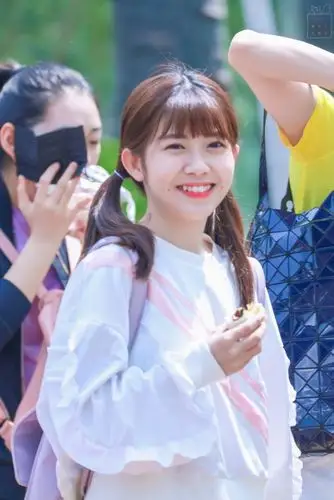 5月18日 23:46   关注  赖美云 赖小七 创造101 评论 收藏