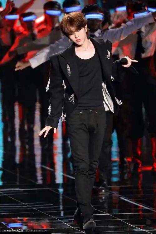 蔡徐坤ins##蔡徐坤