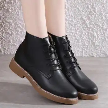 女鞋秋冬新款单鞋帮休闲皮鞋女士短靴子潮流韩版女靴中帮百搭潮鞋子