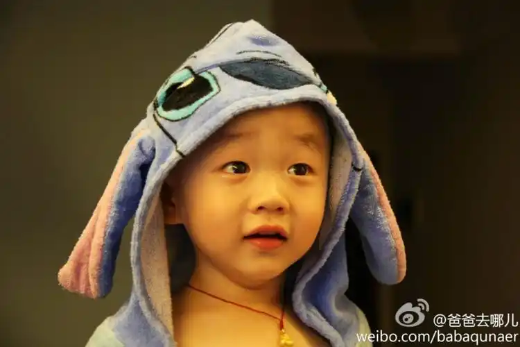 七岁半的杨阳洋长这样,和爸爸杨威简直是一个模子刻出来的
