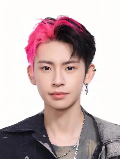 小鬼王琳凯  #小鬼王琳凯壁纸  证件照鬼真的太可了