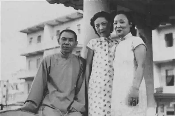 杜月笙痴恋孟小冬30年,62岁才与她成亲,临终前遗言让她肝肠寸断