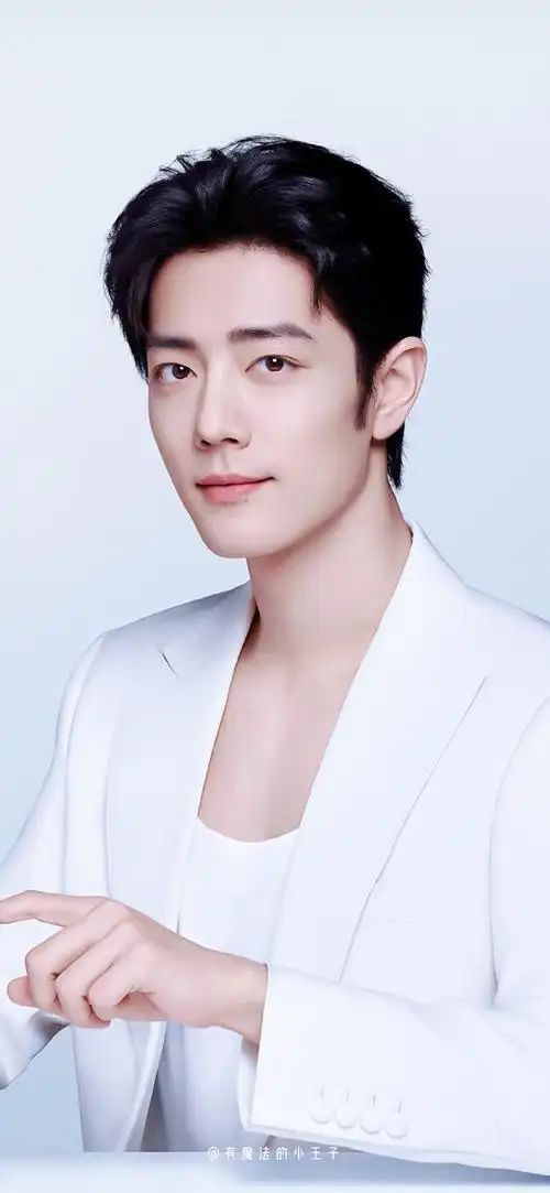 肖战壁纸超话#肖战#👜    匠意    👜(9月商务 日常)_(🈲二改