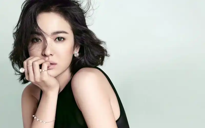 韩国女神宋慧乔壁纸-美女壁纸-高清美女图片-第8图-娟娟壁纸