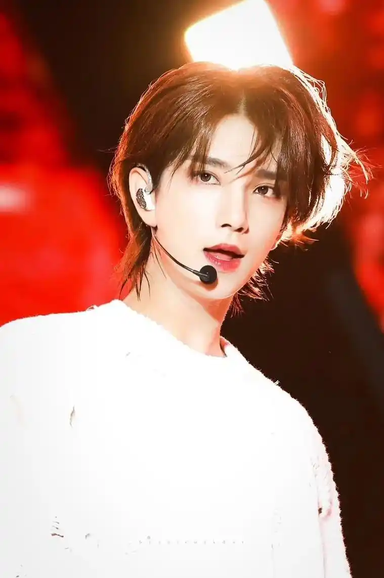 洪知秀 #joshua 伟大的高清神图诞生 - 抖音