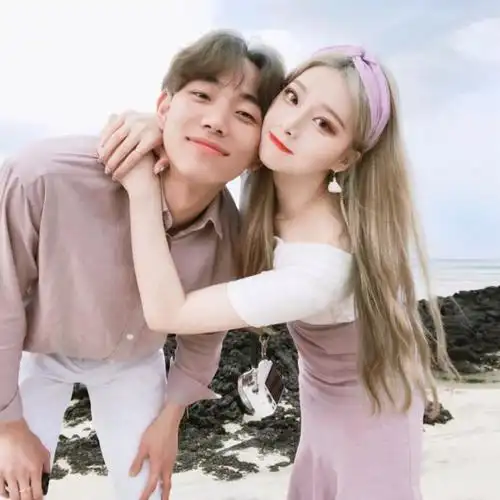 精选情侣亲吻最搭配高清头像图片大全