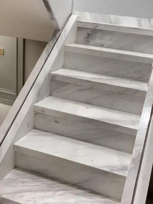 爵士白大理石楼梯