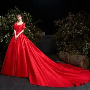 红色婚纱礼服新款2020秋季主纱缎面复古新娘结婚法式泡泡袖拖尾女