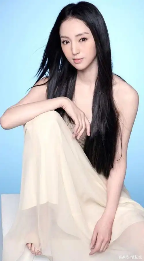 美女图集 性感女神 董璇