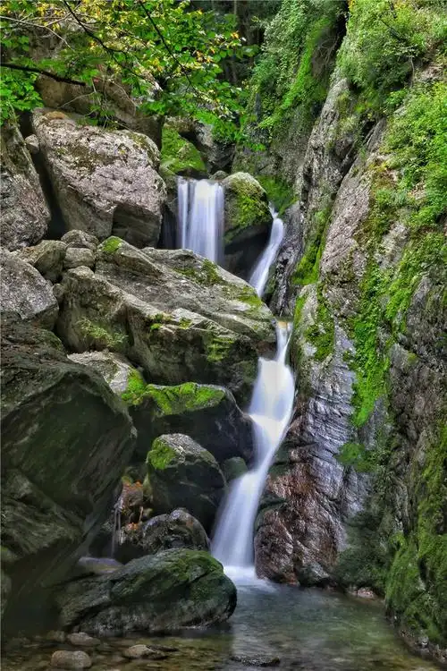 品商山景聊洛水情