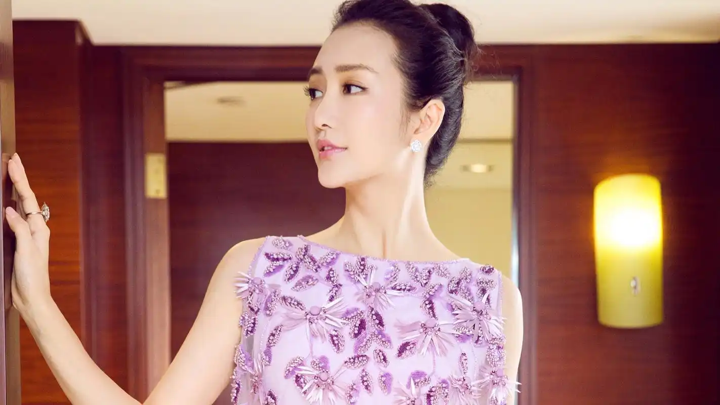 精选女明星王鸥高清电脑桌面壁纸