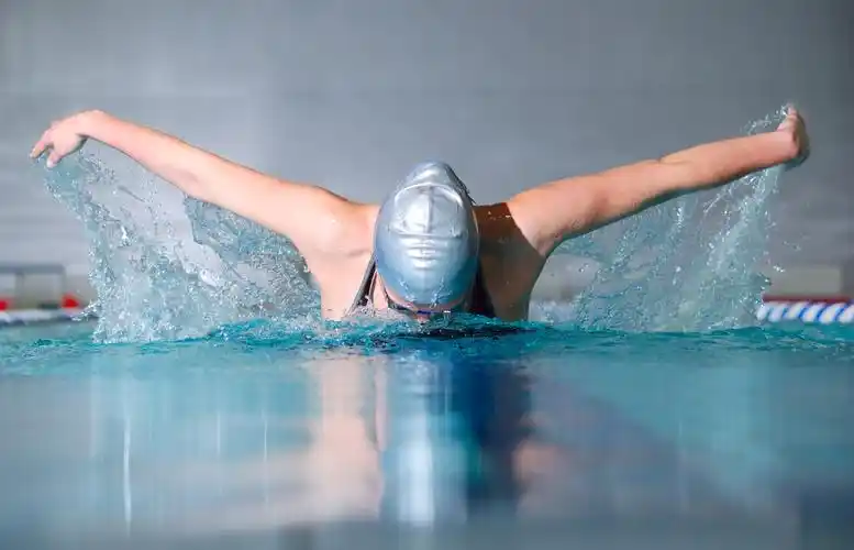 女人,蝶泳,室内,室内游泳池