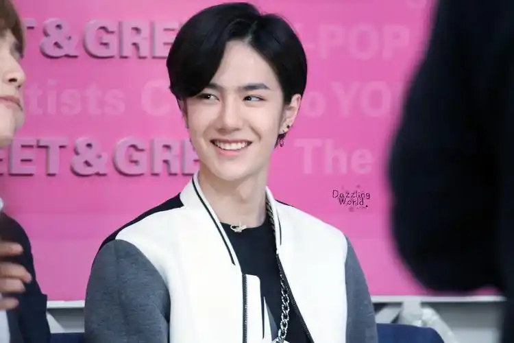 uniq王一博 笑容真迷人