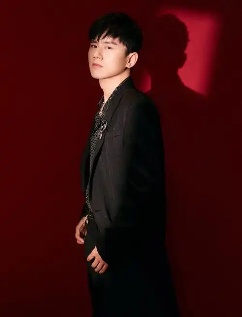 张杰##张杰未live巡回演唱会##张杰跃进人海拥抱你##张杰声来挝畏