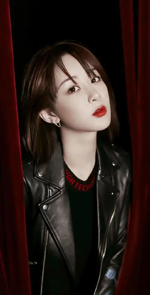 杨紫图片,美貌与智慧并存的实力派演员