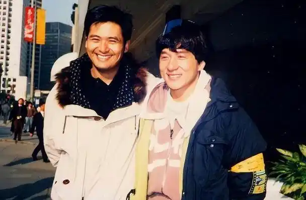 同是"香港之子"却终生不合作,这37年,成龙与周润发活得可真累