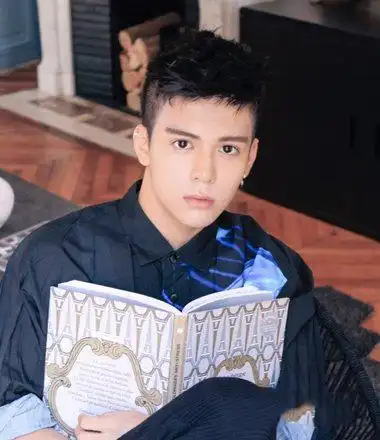 曾舜晞发型图片潮流少年的短发发型