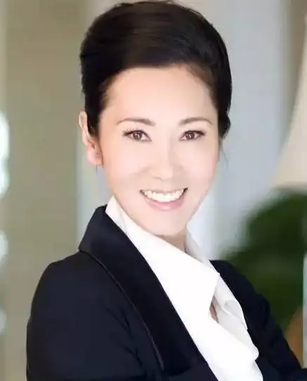 马云老婆张瑛图片 和马云一起创业的女人