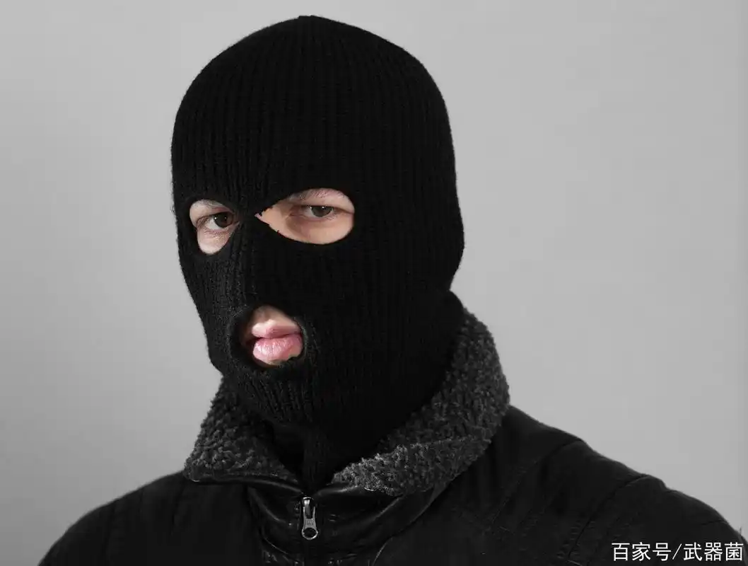 为啥乌克兰和俄罗斯军队士兵都喜欢戴蒙面头套?