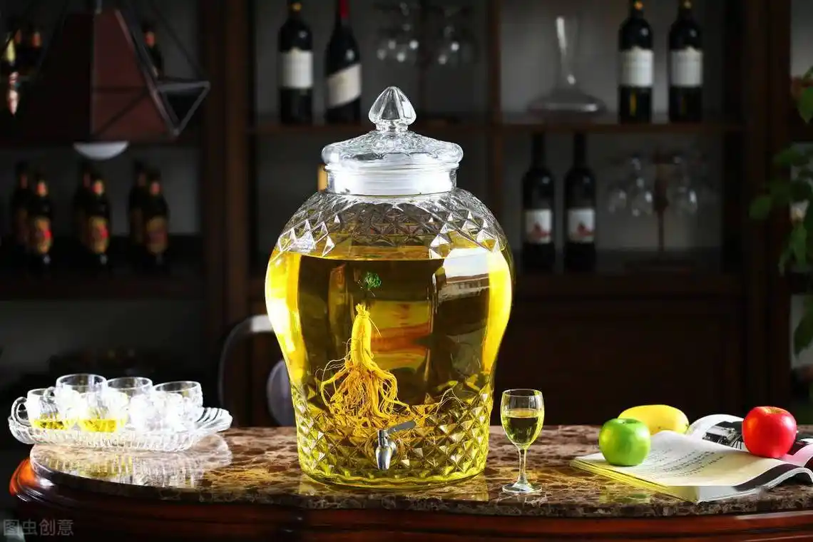 药酒变毒酒为什么有益的药酒突然伤人这些禁泡药材你要知道