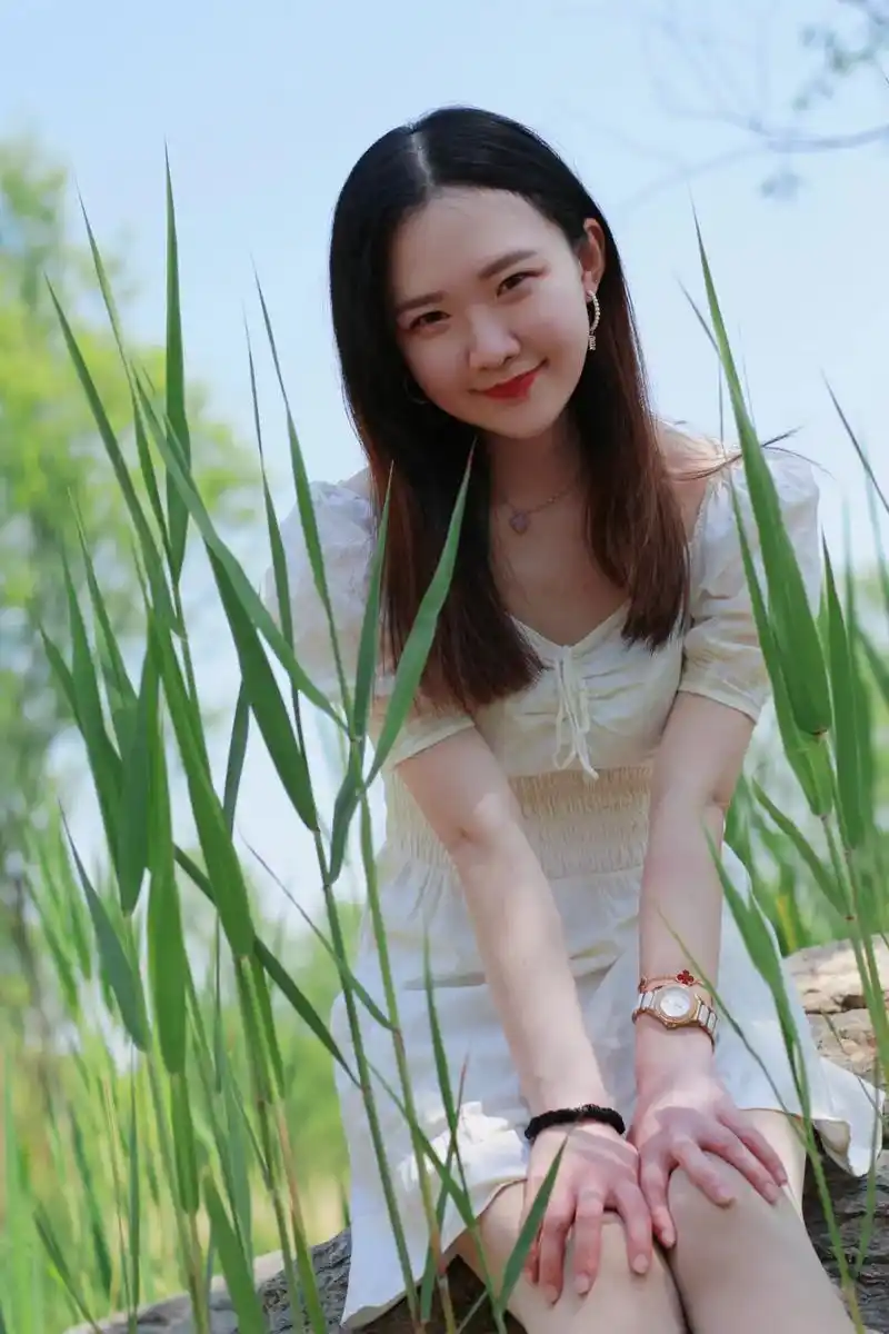 看看蓝天,拥抱大海,享受阳光.#小清新治愈系 #甜系女孩 # - 抖音