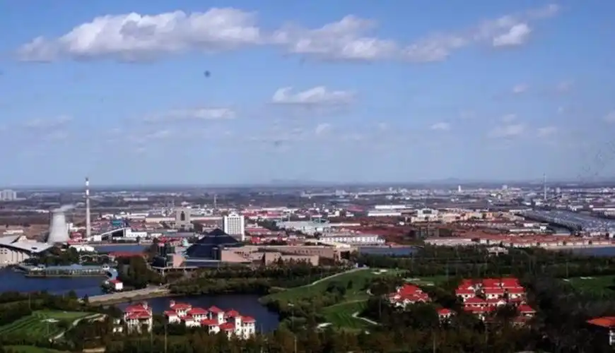 p data-id="gnwue736il">南山村,位于山东 a target="_blank" href="