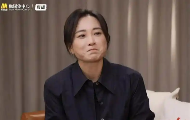 不用偷拍 贾玲本人出来了!分享减重100斤的心路历程-_