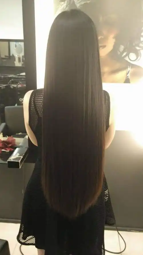 《 图片//长发女的背影 !》