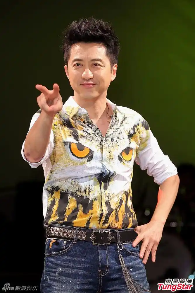 组图:哈林开唱邀张小燕 将与吴莫愁小s合唱_高清图集_新浪网