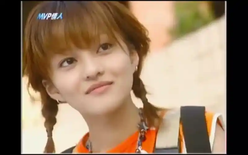 【 b>mvp情人 /b>】片头主题曲 回顾童年 张韶涵的美颜呀