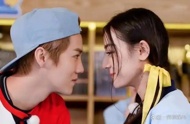 事实证明和鹿晗挺过七年之痒的关晓彤已经走上了另一条道路