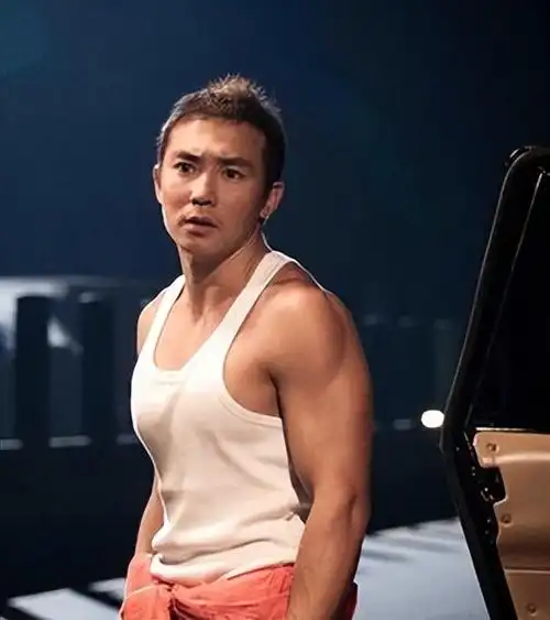 全网爆火的刘畊宏:当健身教练我是认真的,做歌手我也是认真的|刘畊宏|