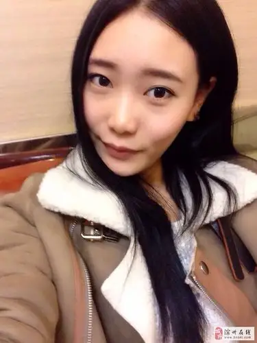 好看的生活美女素颜生活照2