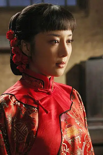 《北方有佳人》上星热播 李依晓演绎传奇人生